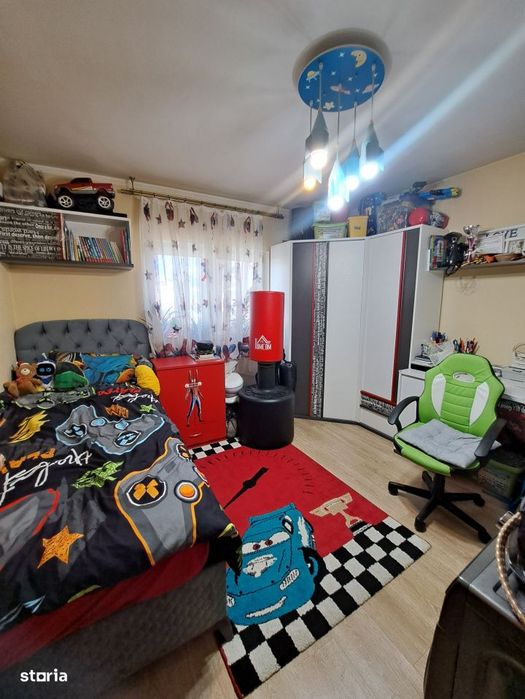 Apartament 2 camere decomandat, Etaj 2, Zona Spital Somesan