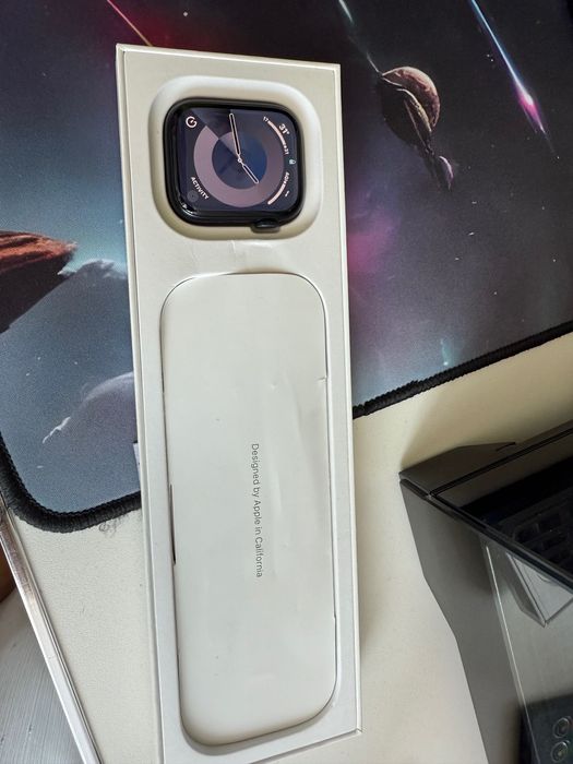 Apple Watch Series 9, 45 mm – Midnight, baterie 98%, stare perfectă