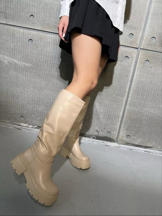 Продам новую обувь.