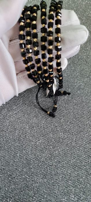 Продам браслеты.золотая нить