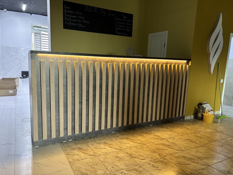 Рейлы , стойки для одежды , стеллажи