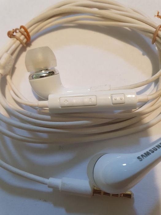 Casti stereo (4 modele)