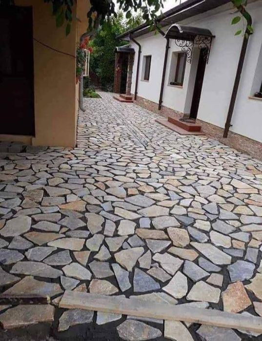 Vand si montez piatra oriunde in tara