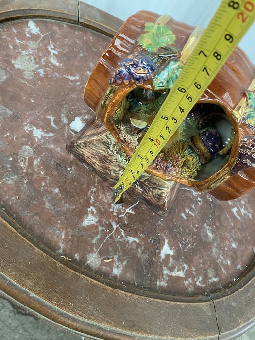 Италианска порцеланова фигура лозов масив