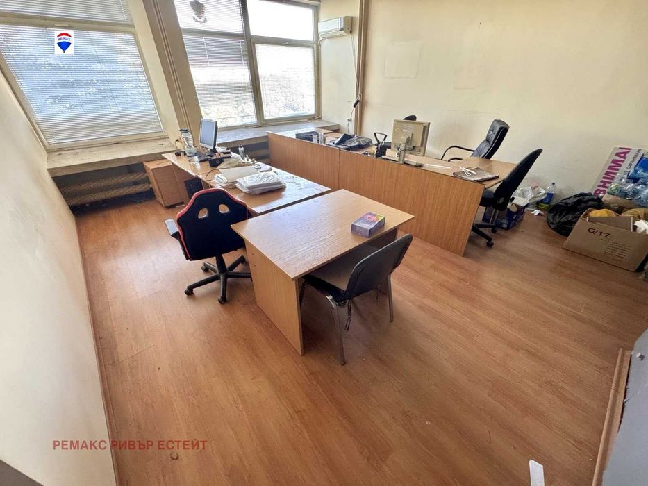 Офис под наем кв. Широк център