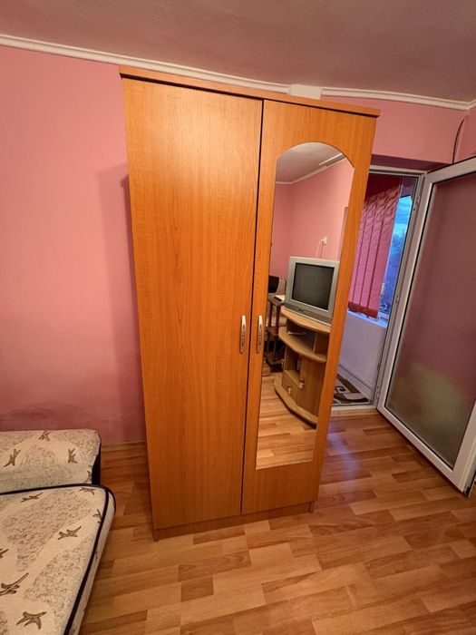 Dulap cu oglinda