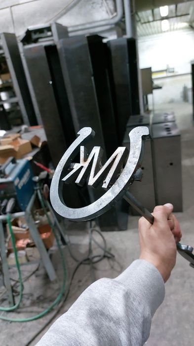 Тавро таңба клеймо