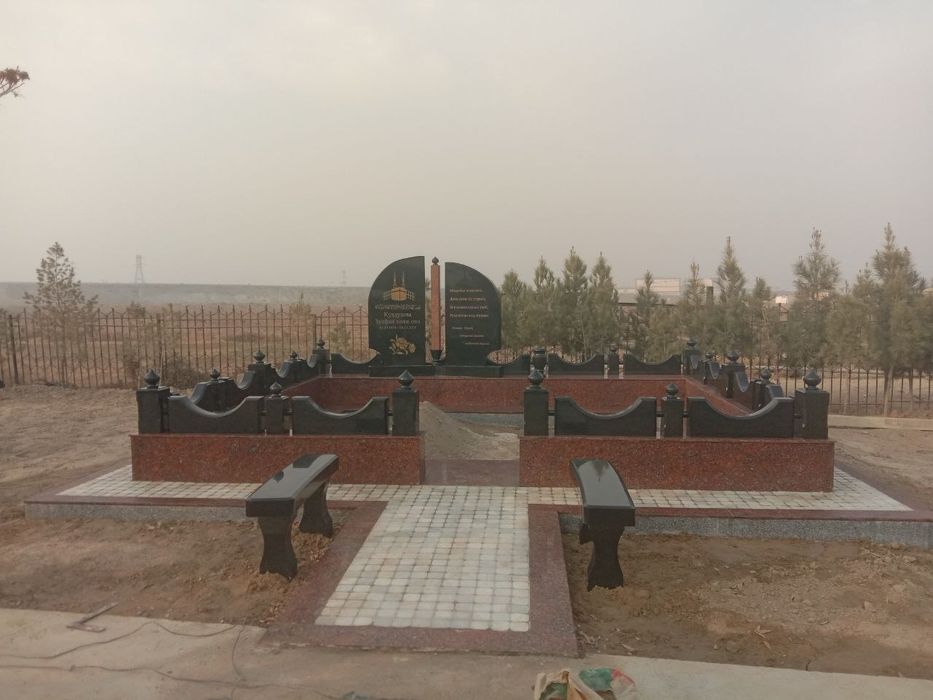 Ёдгорликлар Памятник