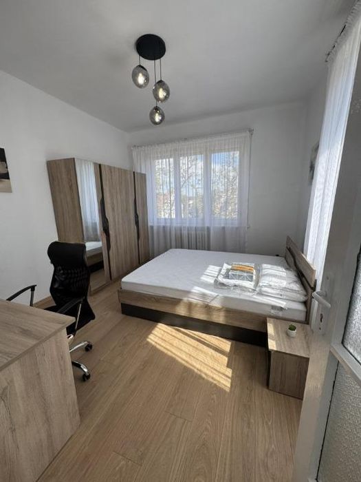 Дава се под наем Четиристаен апартамент в Пловдив, Център - 100 кв.м за 612 € - Снимка #4