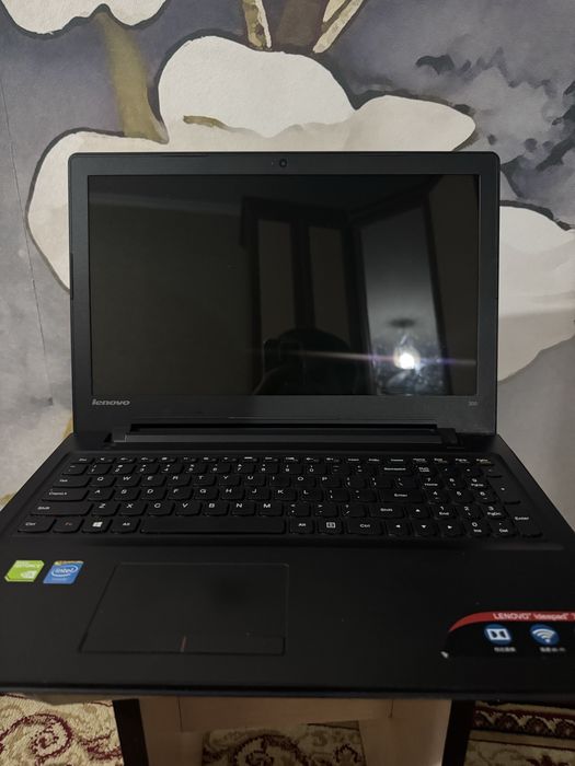 Ноутбук Леново, HP продам
