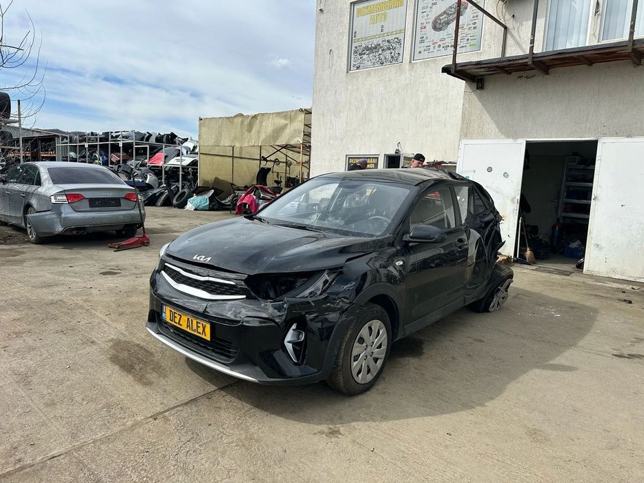 Dezmembrari Kia Stonic 1.2 Benzina 2022 33.000km !!