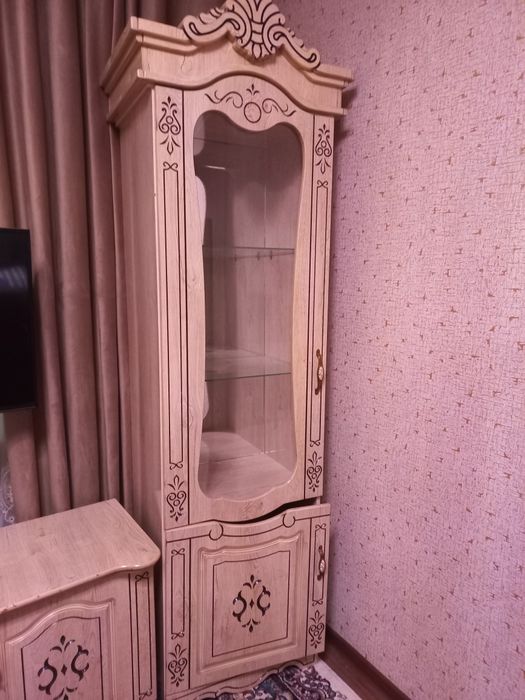 Мебель камот сервант