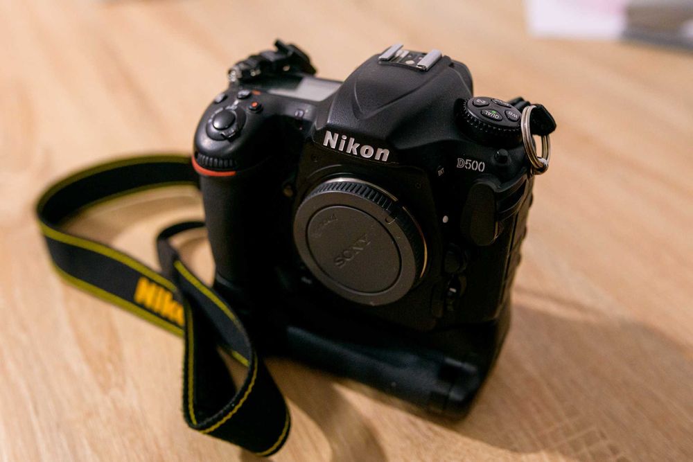 Nikon D500 - echivalent crop Nikon D5
