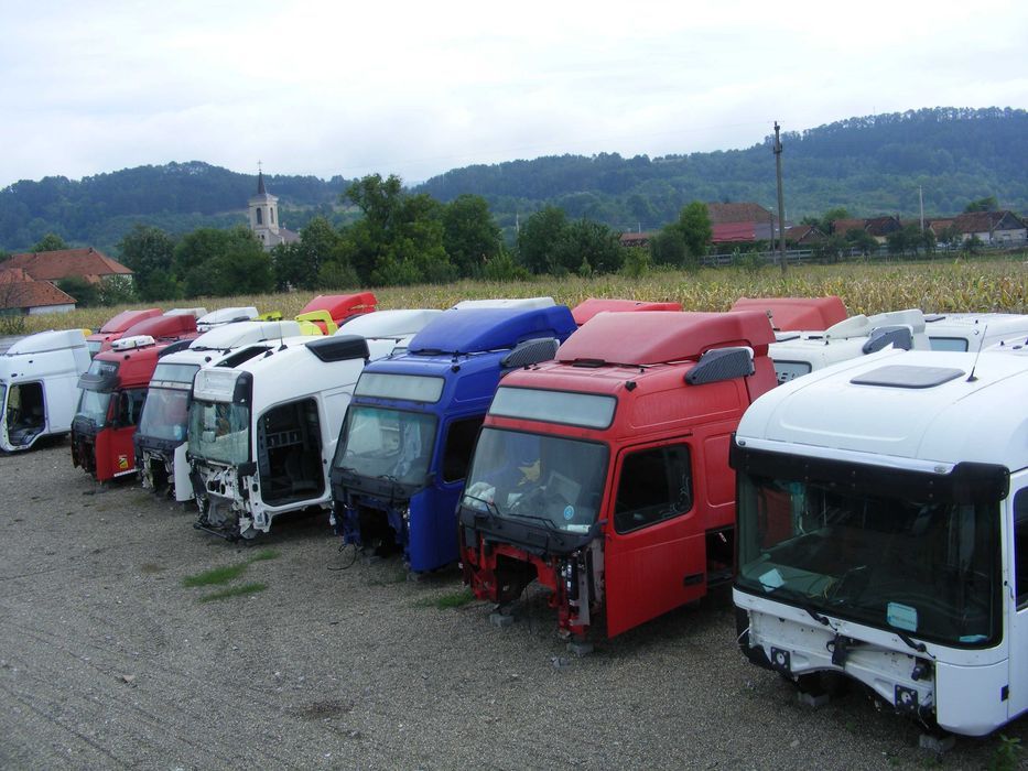 Cabina Volvo FH goala fara alte subansamble