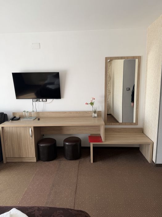 Vand 23 de seruri de mobilier