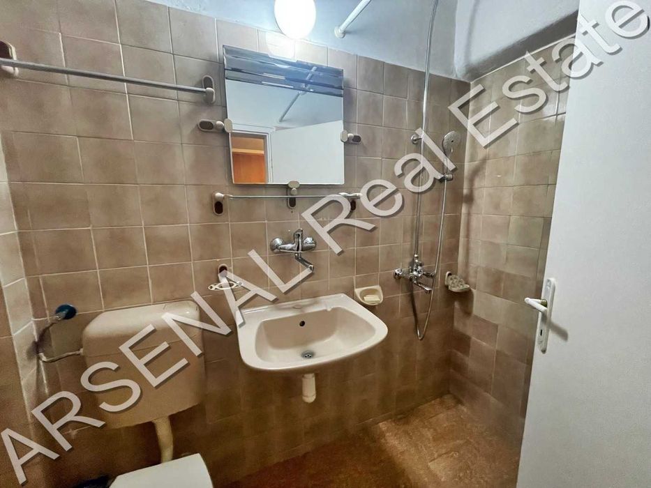 Дава се под наем Двустаен апартамент в София, Изток - 78 кв.м за 548.25 € - Снимка #7