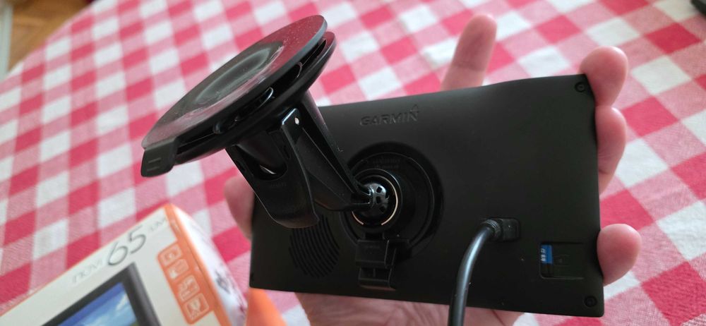 Навигация Garmin Nuvi 65 6 инча най-новите карти за цяла Европа и Турция пълен комплект