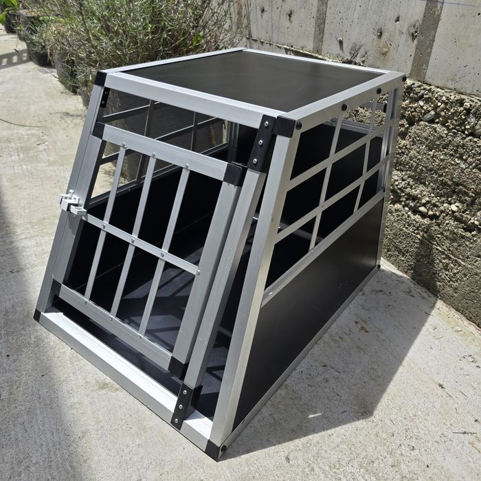 Cusca transport câine, din aluminiu, robusta si usoara