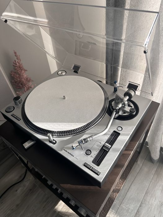 Vand Audio-Technica AT-LP140XP Silver