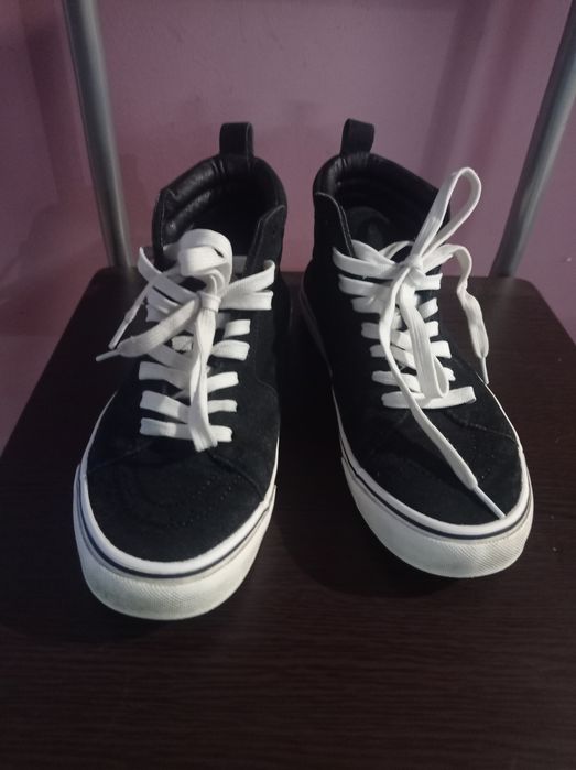 Кецове Sinsay 39-ти номер