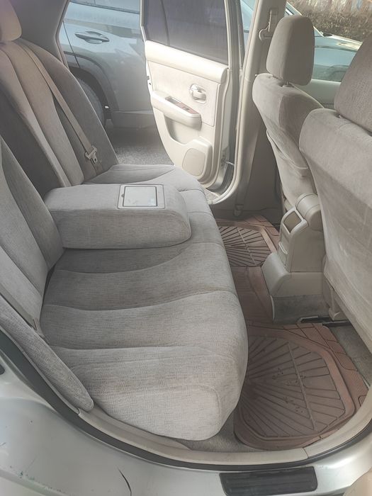 Ниссан тиида  авто