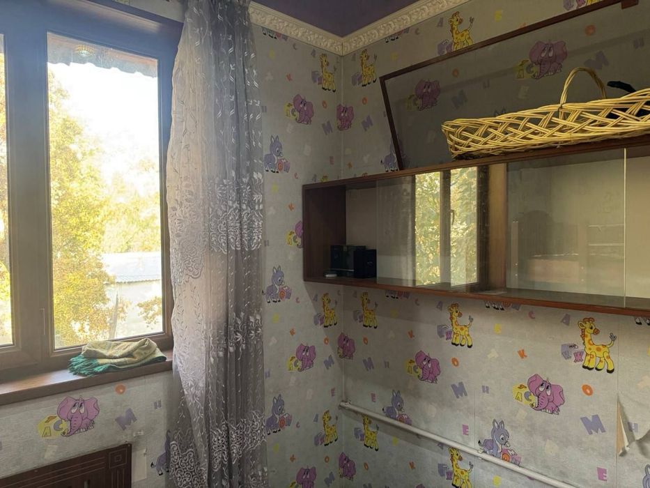 Продаётся 2х комнатная квартира переделанный в 3х комнатную