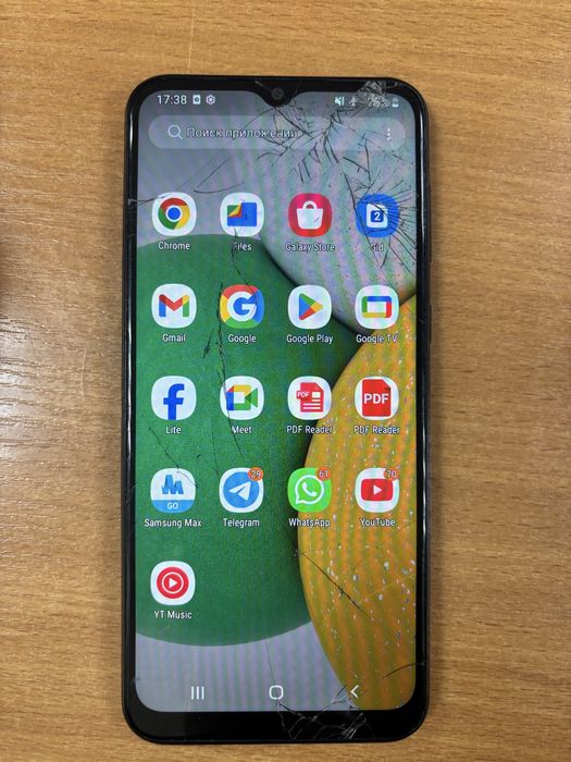 Продам телефон Samsung a03