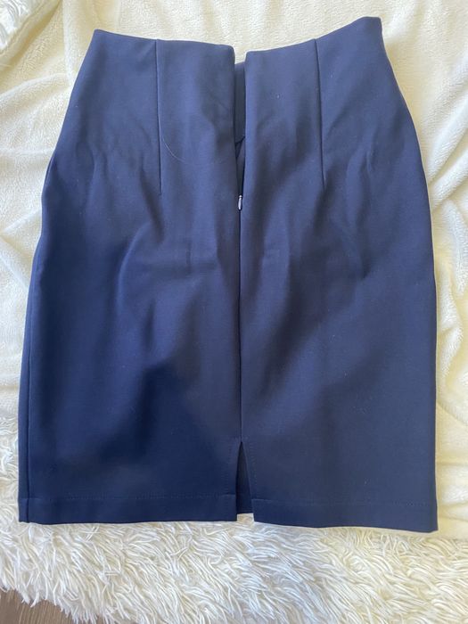 Продам школьные юбки