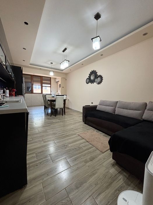 Продава се Двустаен апартамент в Добрич, Балик - 60 кв.м за 1445 €/кв.м - Снимка #3