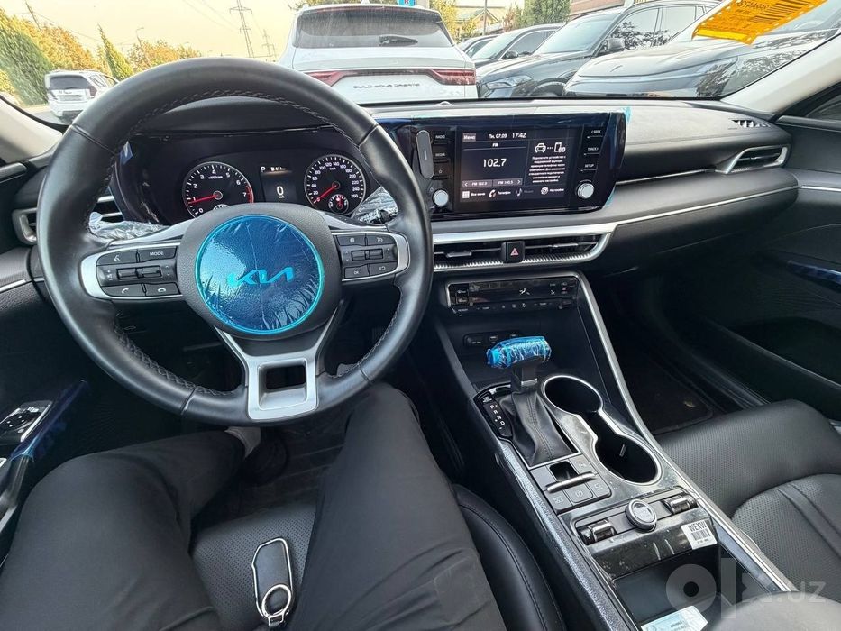 Kia k5 pazitsiya 2
