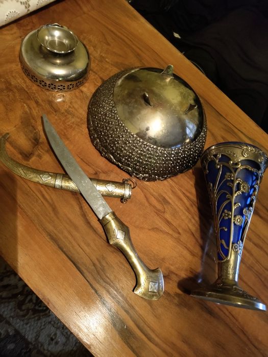 За всекиго по нещо...