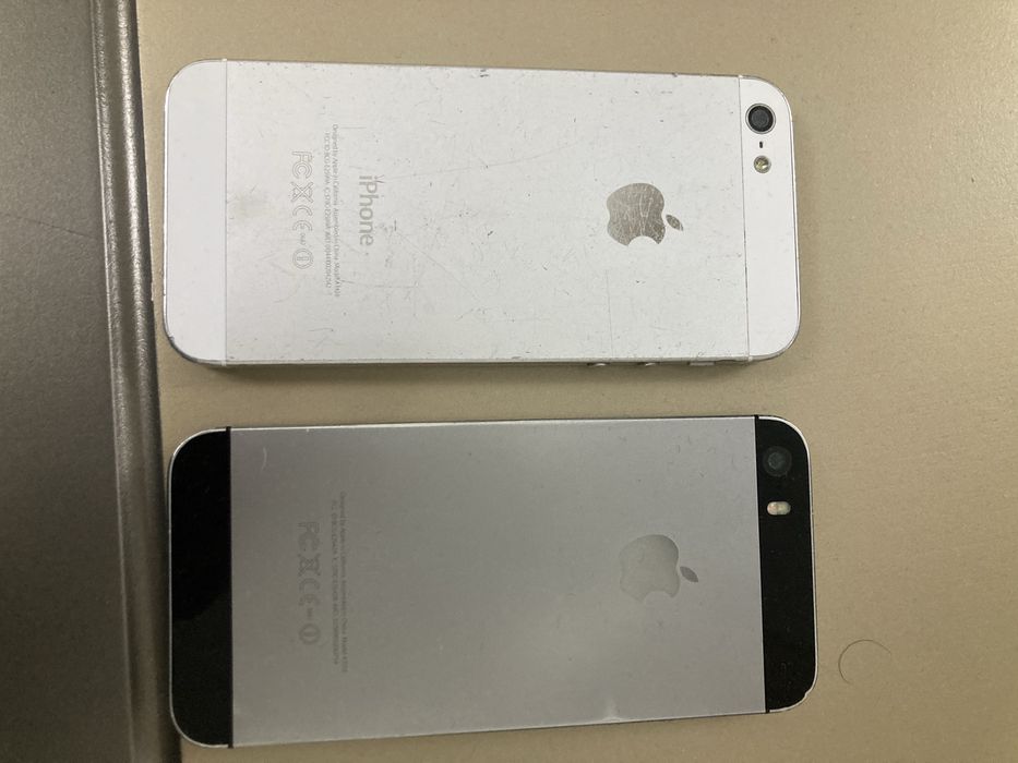 Iphone 5 ,5S оба работает у одного экран и iCloud