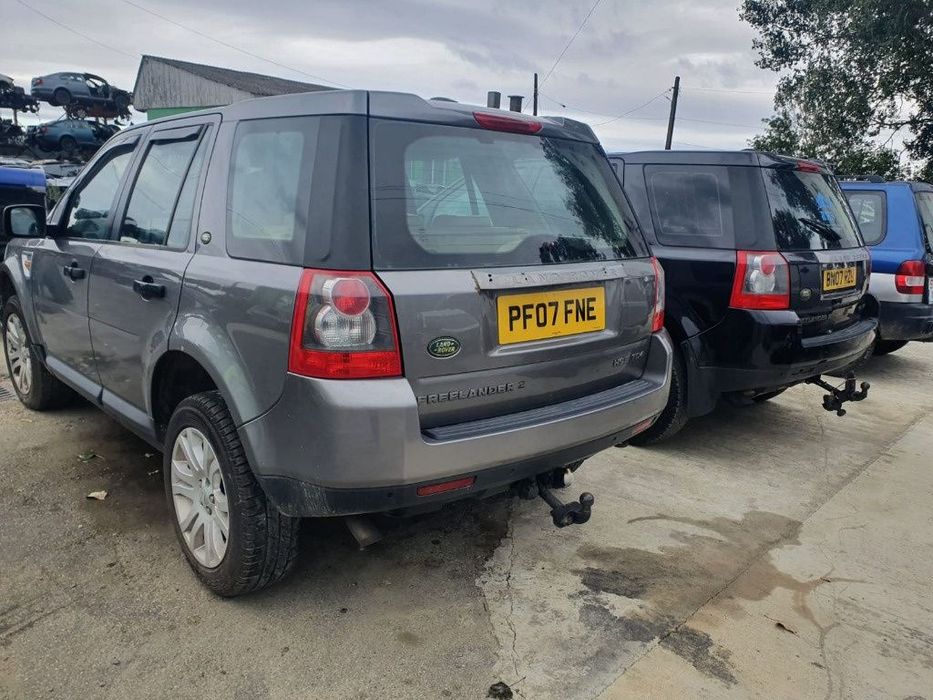 carcasa filtru aer carlig remorcare Land Rover freelander 2 2008 motor 2.2 d 224dt 160cp dezmembrez dezmembrari