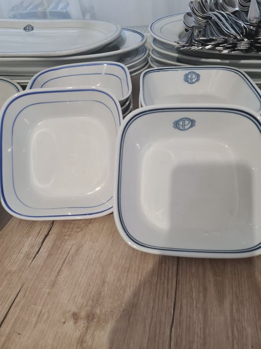 Vesela și linguri