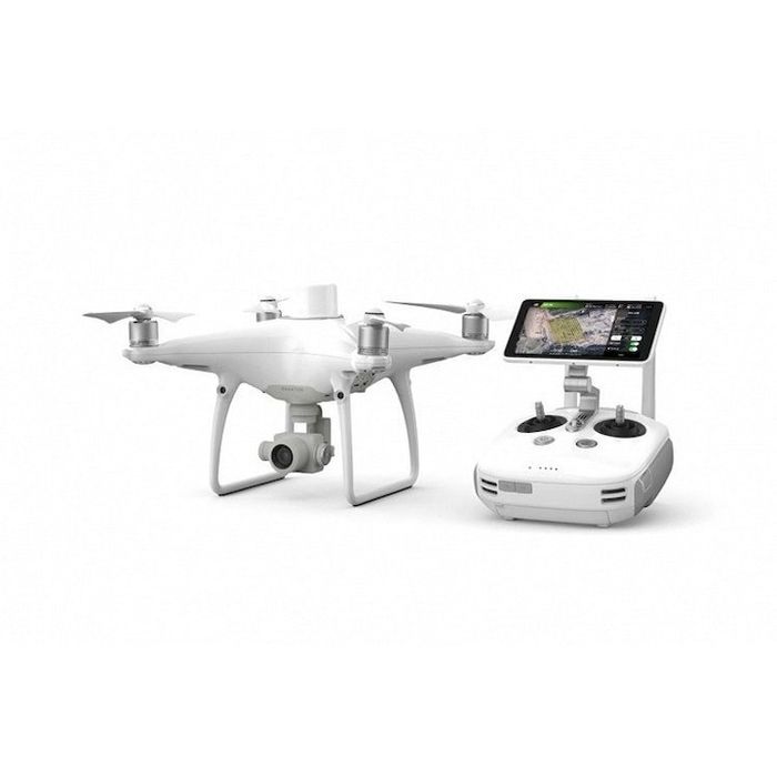 DJI Phantom 4 дрон
