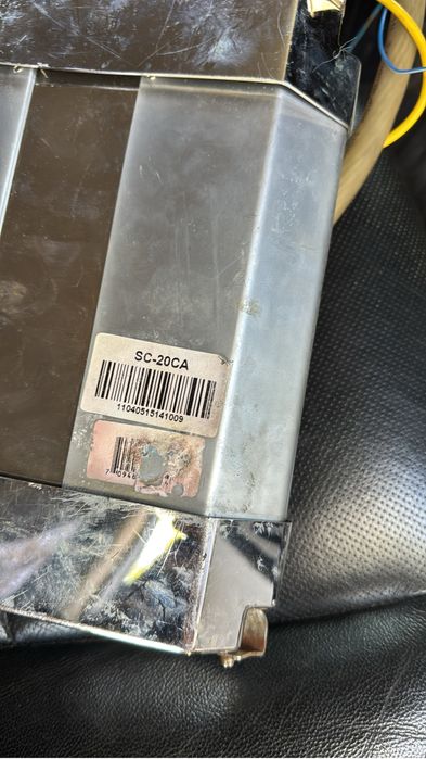 Продам усилок провода