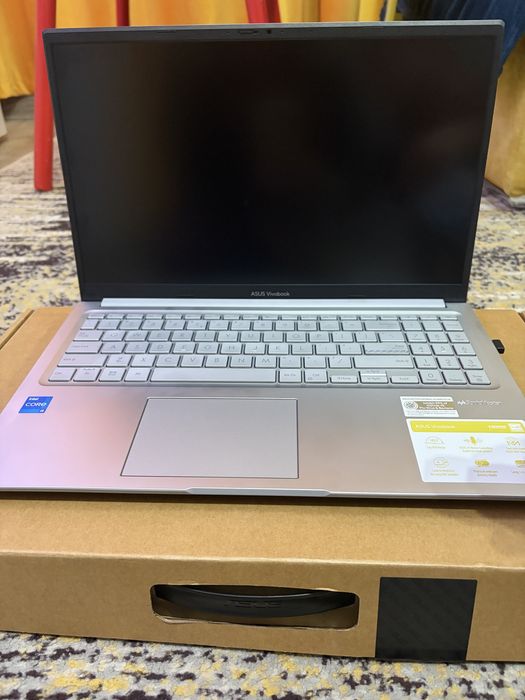 Vand Asus VivoBook 15