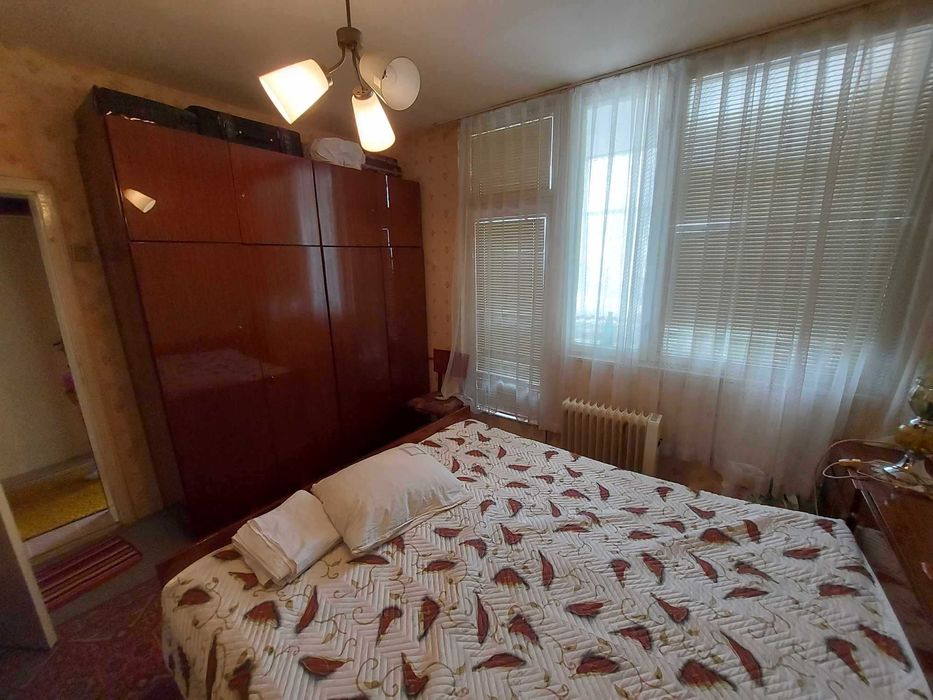 Продава се Четиристаен апартамент в Търговище, Запад 1 - 96 кв.м за 1195 €/кв.м - Снимка #2