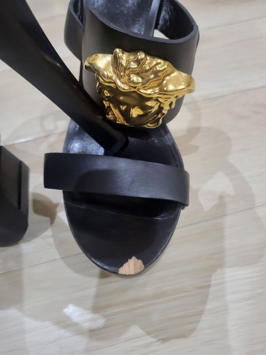 Обувки два чифта