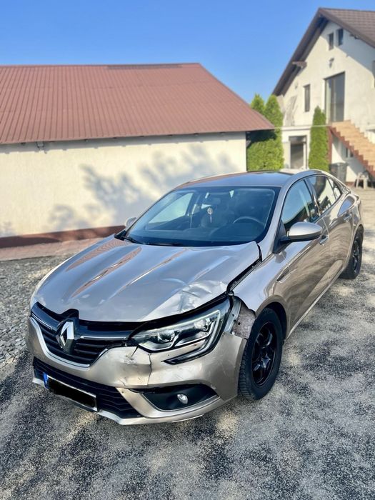 Renault Megane 1.3 benzina, avariat, AVARIATE