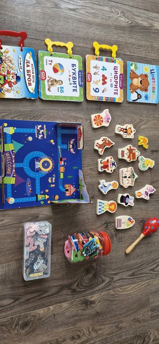 Лот дървени играчки, мъниста Икеа, пъзели