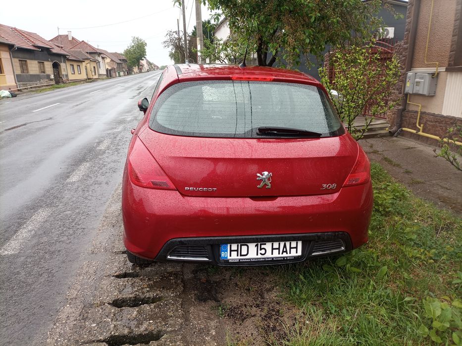 Vând Peugeot 308