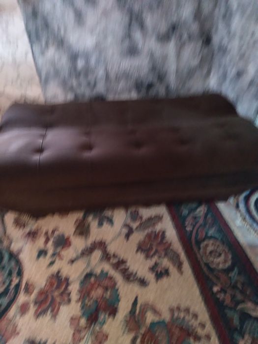 Продам диван в хорошем состоянии