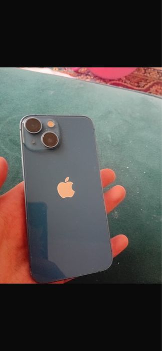 Продам Айфон мини 13 128г