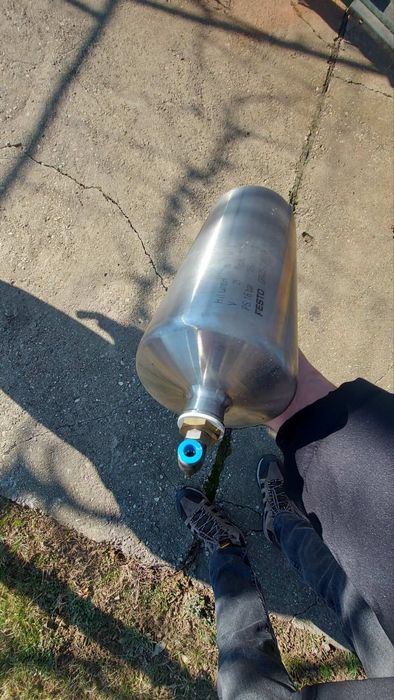 Въздушен резервоар