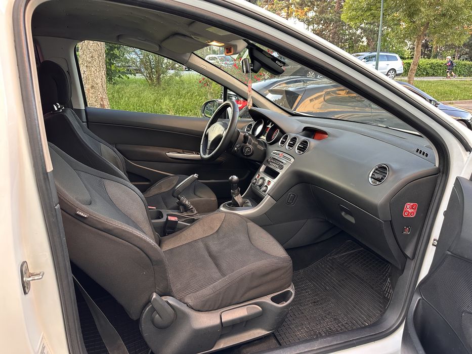Peugeot 308. An 2010 Euro 5. Motor 1.6 HDI ACTE VALABILE