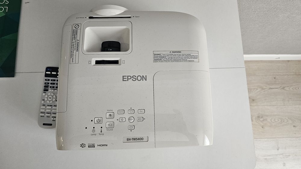 Мультимедийный проектор Epson 

TW5400.

Тип: Проектор для домашнег