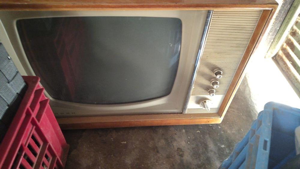 Телевизор Пирин антика