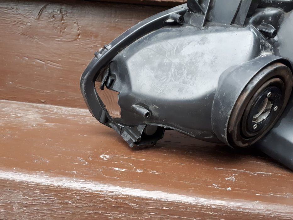 Фары Toyota Corolla