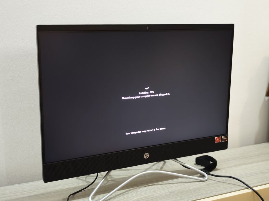 All in one hp ryzen5 nou, ssd+hdd 1tb windows 11